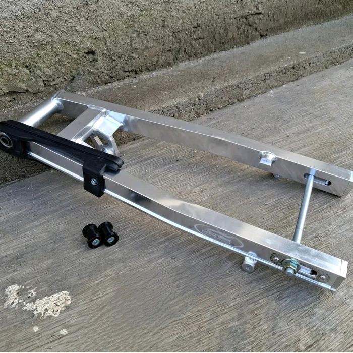 SWING ARM LENGAN AYUN SATRIA FU FI ALUMUNIUM MODEL DKT LONG Motorcycle