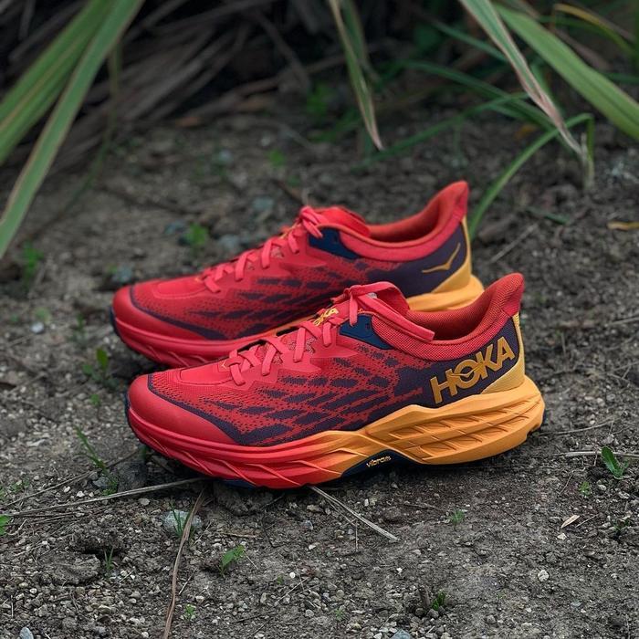 Sepatu Running Trail Pria Hoka Speedgoat 5 Red Orange Vibram Co