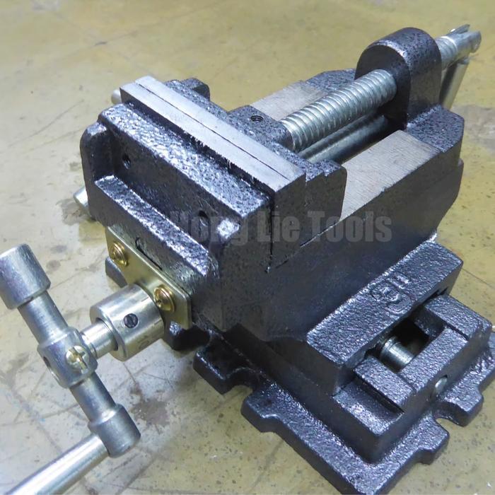 Catok Cross 3" (75Mm) Ragum Cross