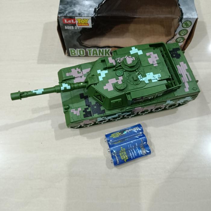 MAINAN MOBIL TANK BAJA PANSER