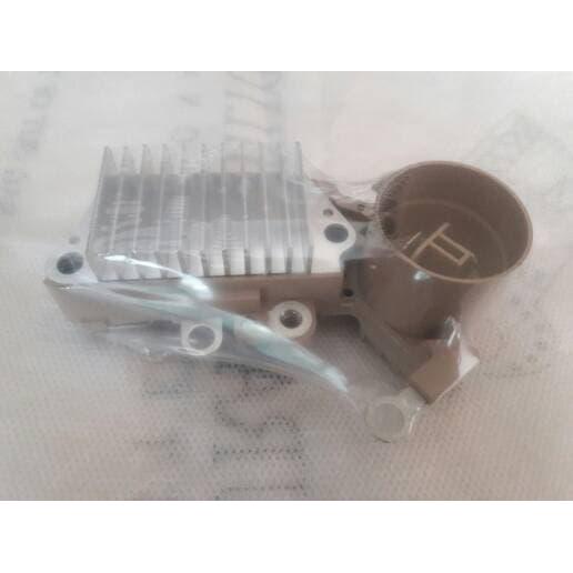 IC regulator alternator / dinamo ampere honda accord 90-91 (maestro)
