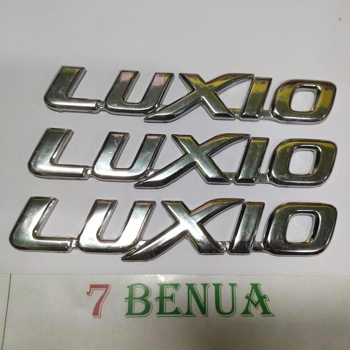 EMBLEM DAIHATSU LUXIO CHROME