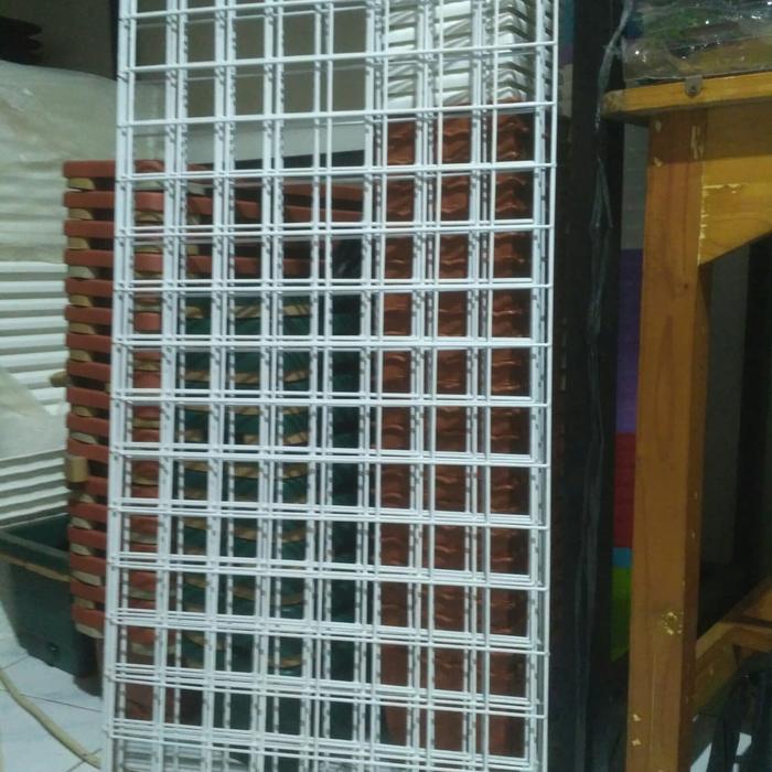 RAM BESI VERTIKAL GARDEN UNTUK POT DINDING ARGO