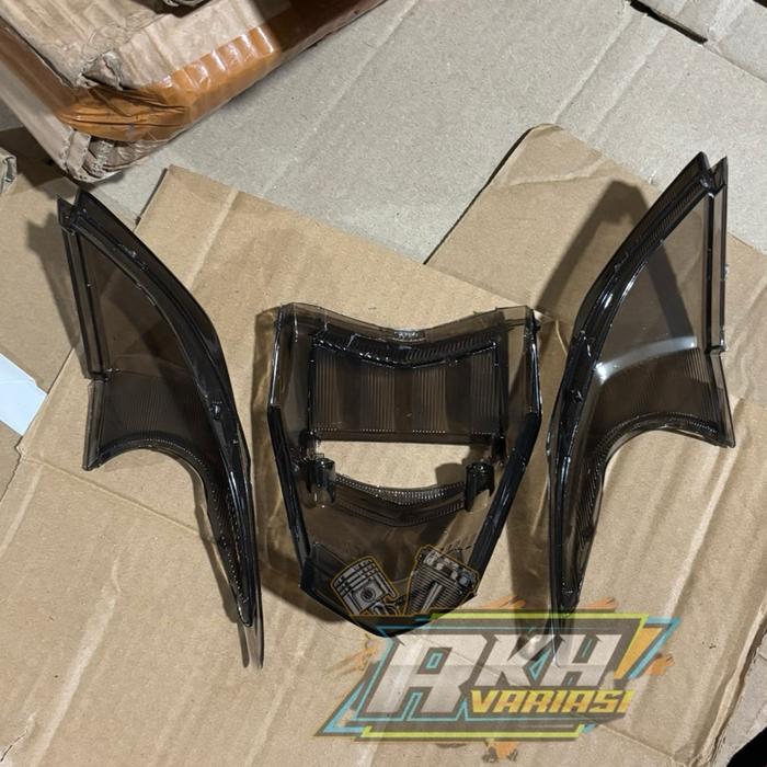 Mika Lampu Belakang Beat Karbu Smoke Mika Stop+Sein Belakang Beat Karbu Terbaik