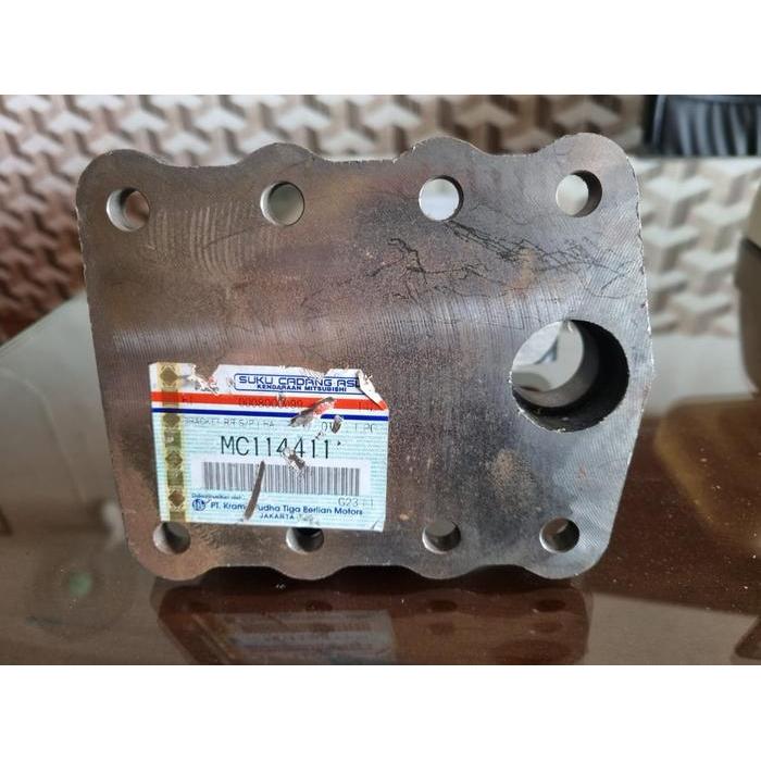 Hanger Bracket Gantungan Per Depan Canter Ps125 Original (Ktb) Code No. Mc114411