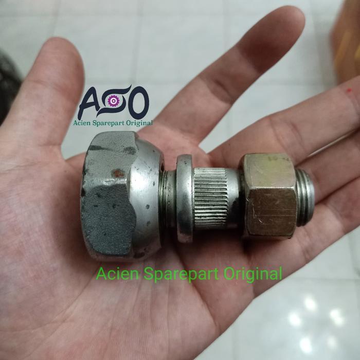 Baut Roda Dutro Dyna HT130 HT 130 Depan Kiri