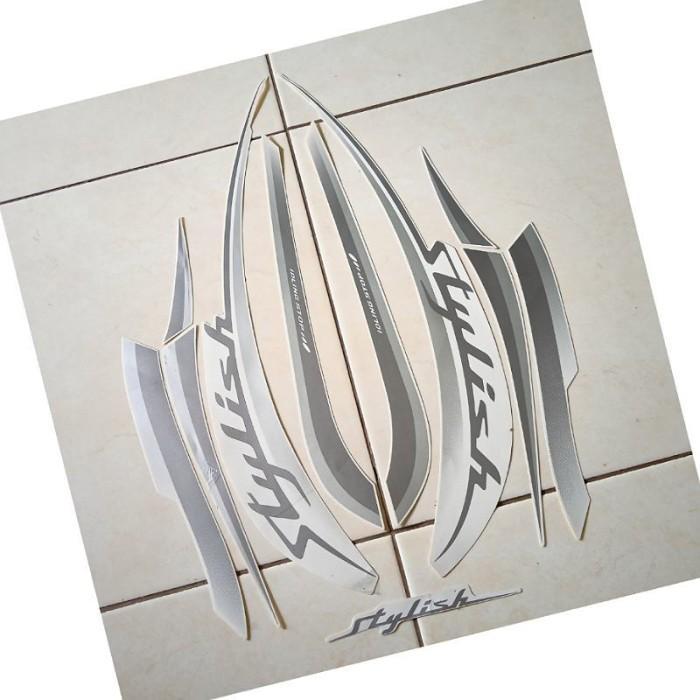 stiker motor scoopy stylish 2019 putih