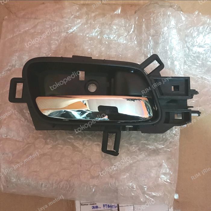 HANDLE PINTU DALAM KIRI DEPAN ORIGINAL CRV GEN-4