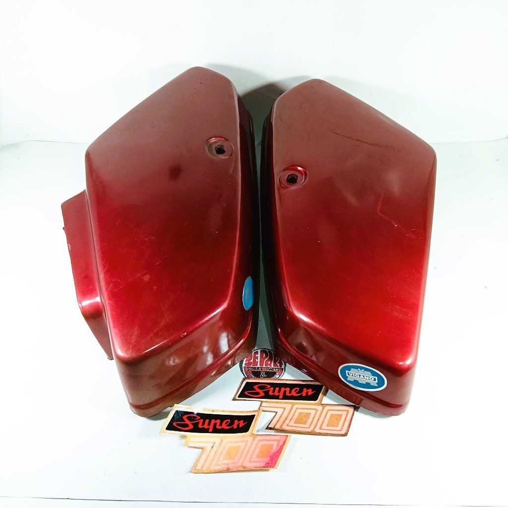 Box aki C700 Set Cover Tepong bok aki Honda Super cup 700 MERAH