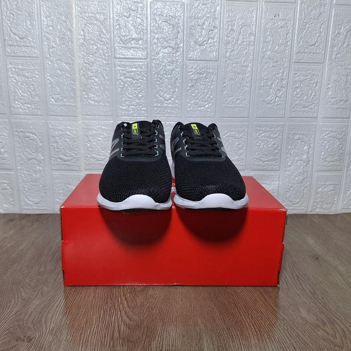 Sepatu Running New Balance Dynasoft Drft Black