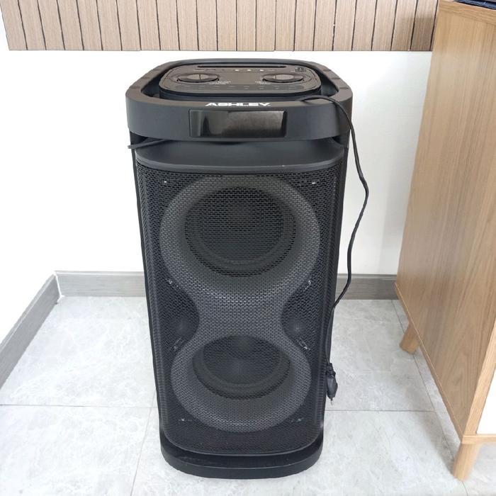 Rental Sound System Portable Speaker 2