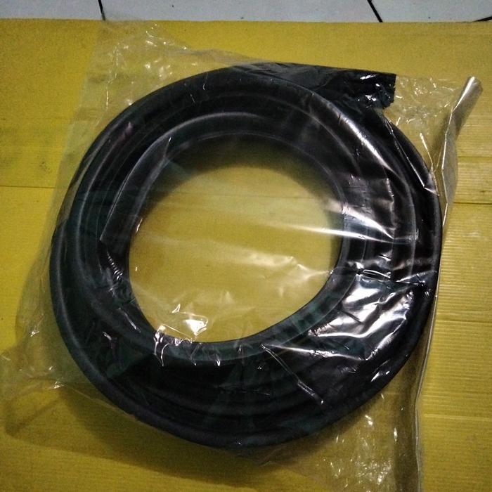 karet pintu bagasi Nissan grand Livina news