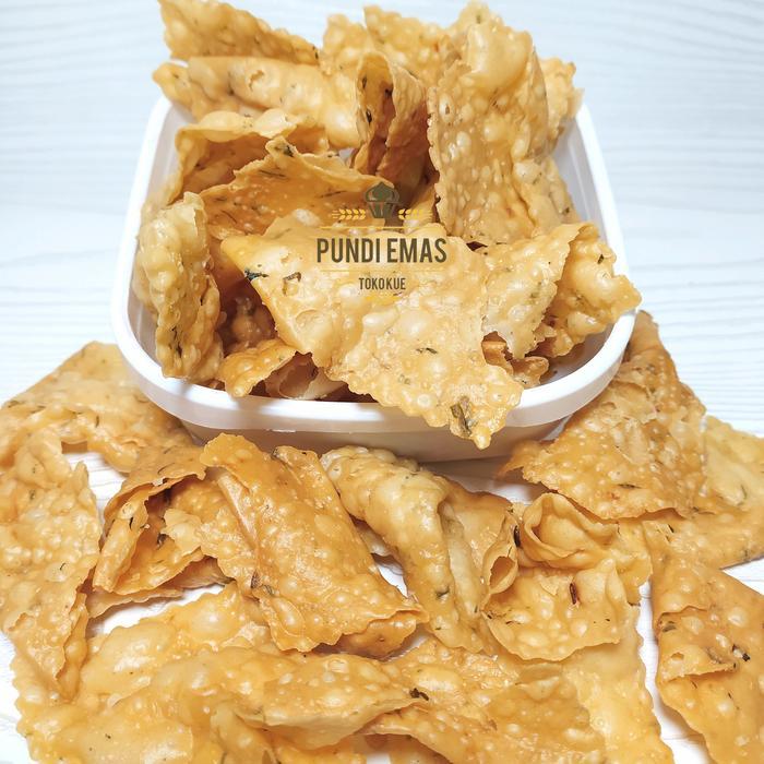 Keripik Bawang Spesial Homemade /Kripik Bawang Cemilan Kiloan