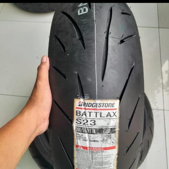 BAN LUAR BRIDGESTONE BATTLAX S22 UKURAN 200-55 RING 17