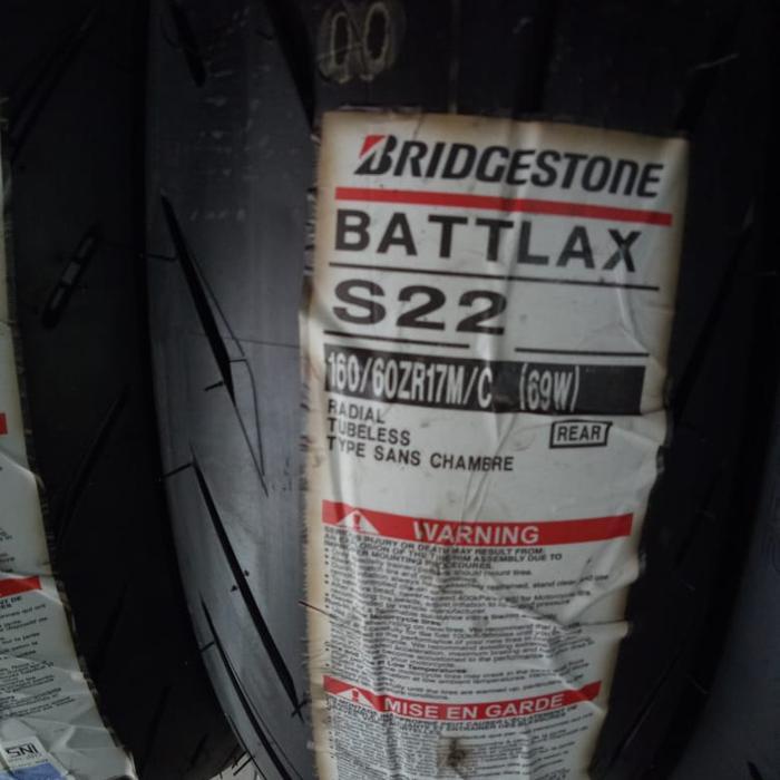 Ban Luar Bridgestone Battlax S22 Ukuran 160/60-17 Battlax Tubeless