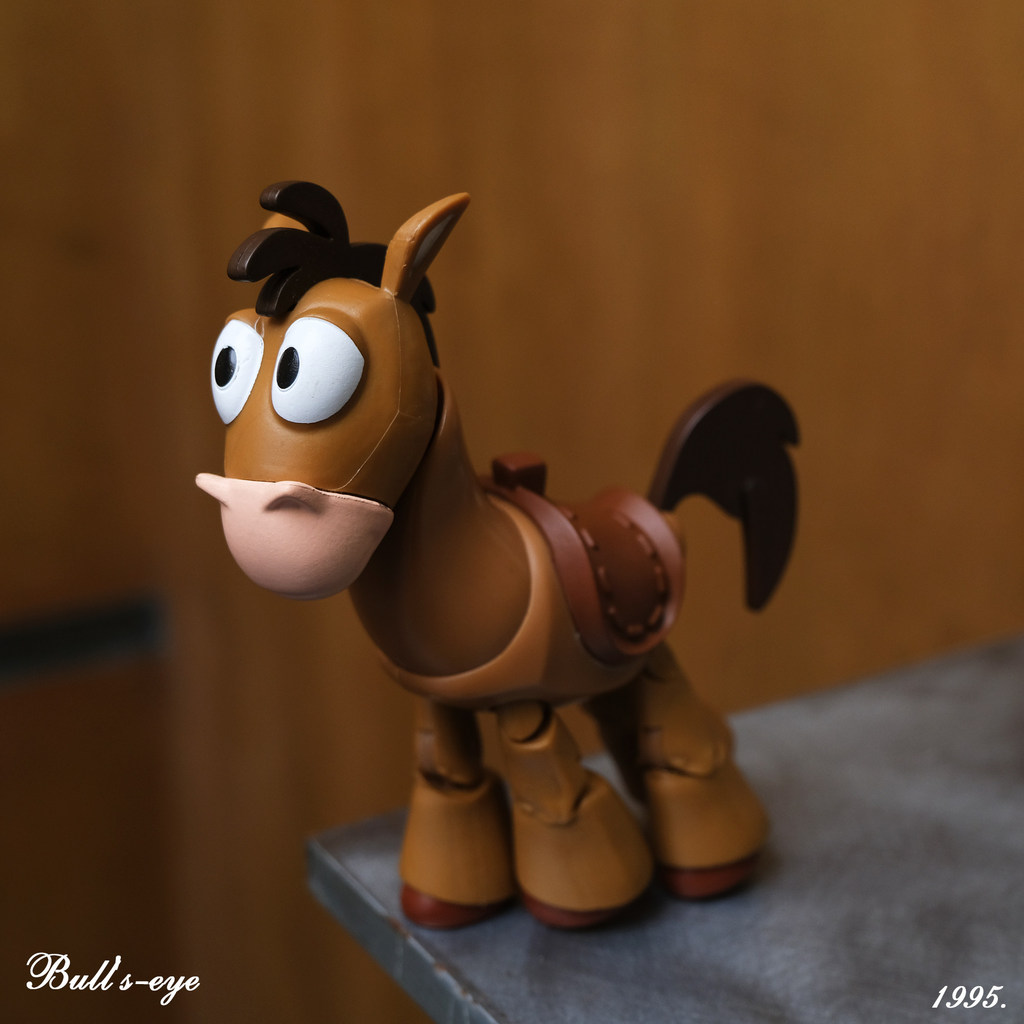 Toy Story Official nopackage Collectible Woody's Roundup Vintage Bullseye Horse Figure Year of the