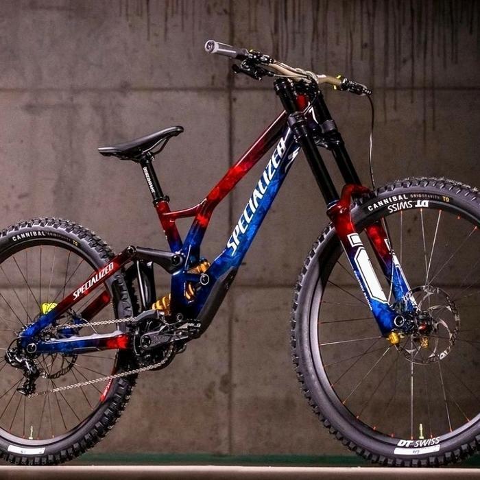 sepeda specialized fullsus MTB
