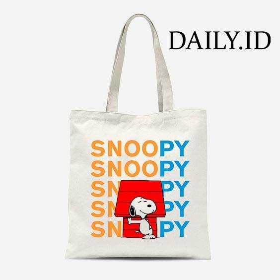 DLY TOTE BAG KANVAS / TOTE BAG WANITA / TOTE BAG Snoopy Peanuts