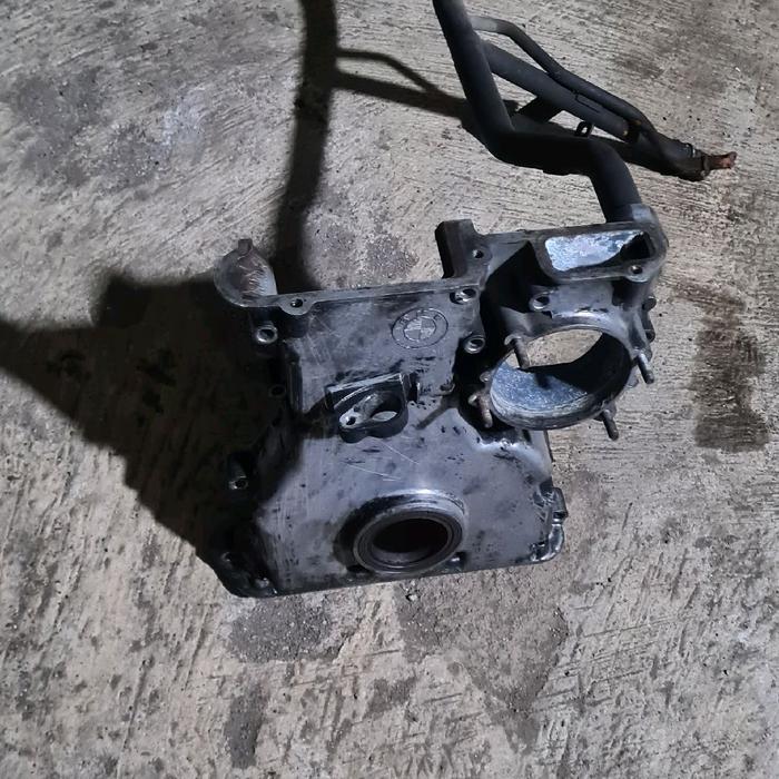 Cover timing chain dudukan waterpump + pipa konektor air blok bmw e36 e39 m52