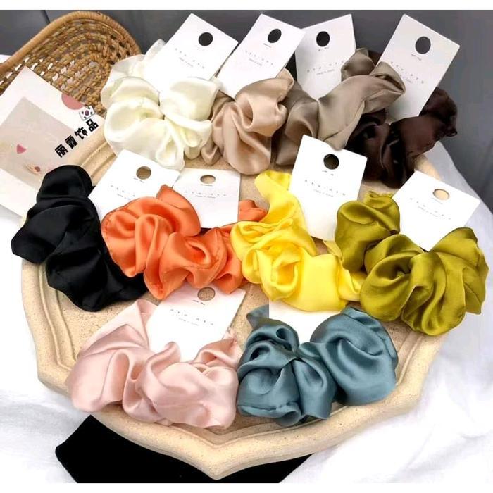 Scrunchie Polos Bahan Silky Satin Ikat Rambut Cepol Kunciran Kuncir Rambut Hijab Karet Pink