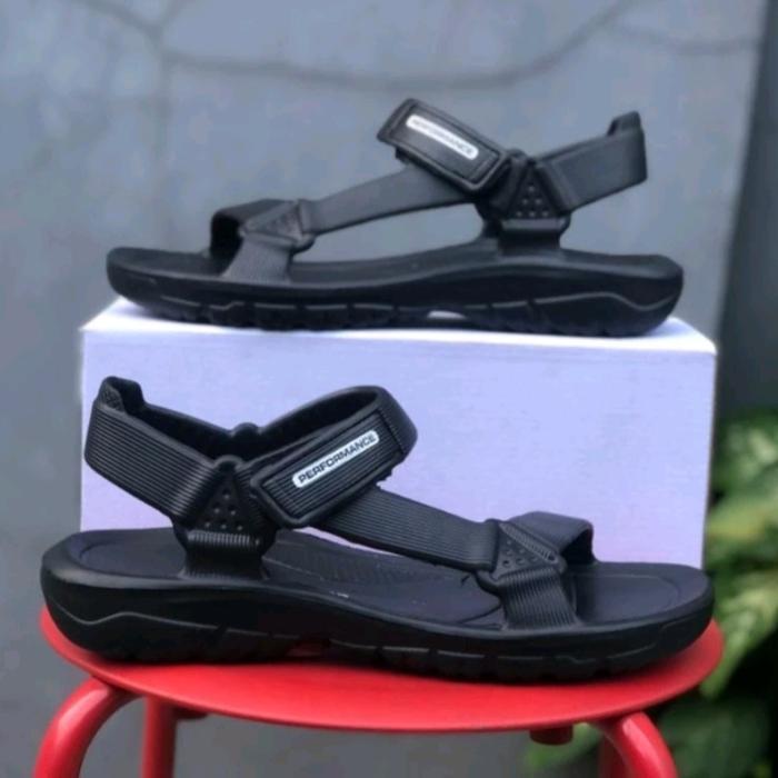 sandal Gunung pria karet skechers terbaru