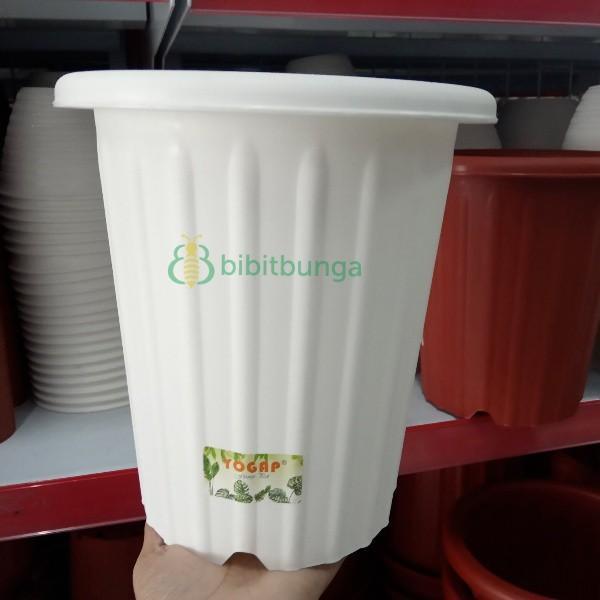 +++++] Pot Tinggi YOGAP 17 Putih Merah Bata 20 cm Tanaman Bunga Plastik 20cm