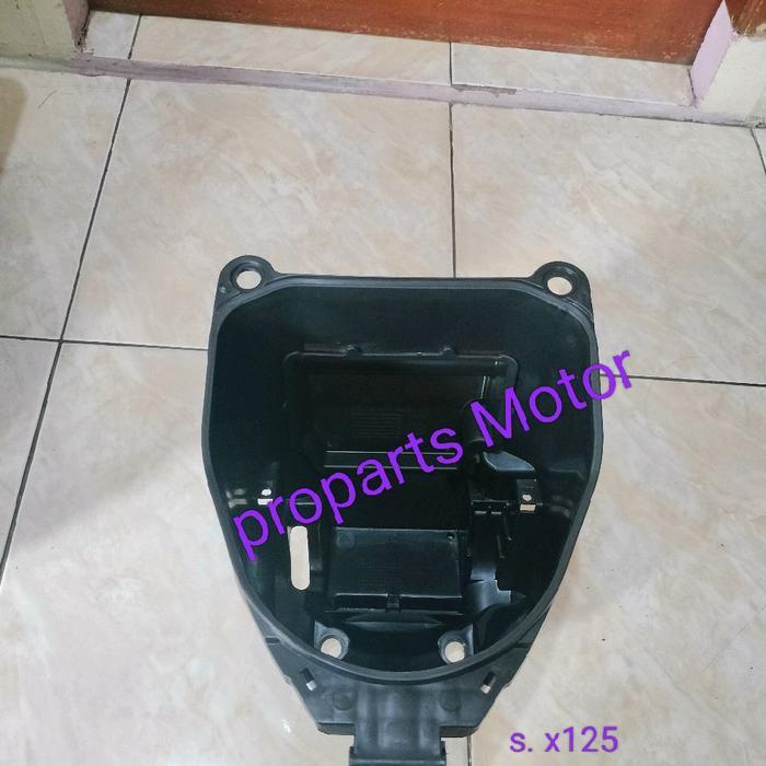 BOX BAGASI SUPRA X 125 BOX BAGASI KARISMA BOX BAGASI HELM SUPRA X 125 MOTORCYCLE