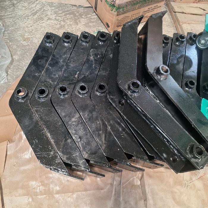 HICH BENGKOK TRAKTOR QUICK BAJAK SAWAH G1000 DAN BOXER