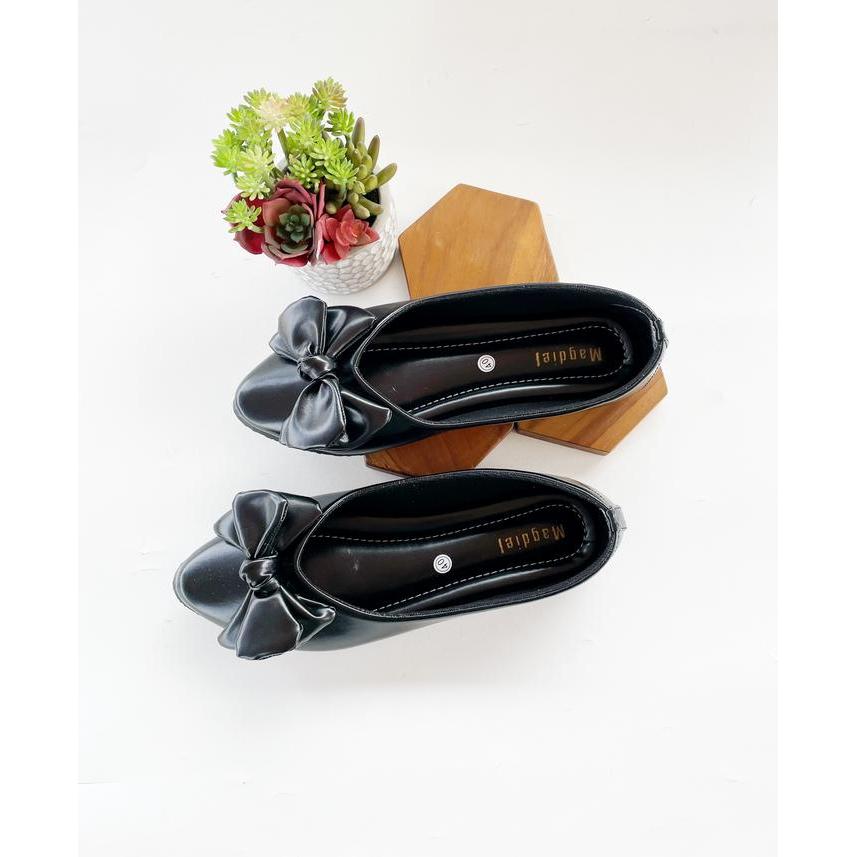 Donatello Store Shoes - Janalice Flatshoes Wanita Sepatu Casual / Sepatu Kerja / Sepatu Kekinian