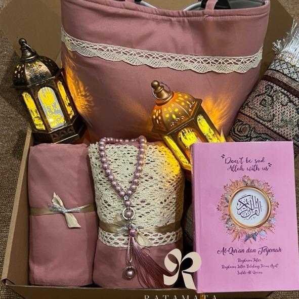 Hampers Mukena Kado Giftbox Hadiah Ulang Tahun Untuk Wanita Kado Ulang Tahun Cewek Wisuda