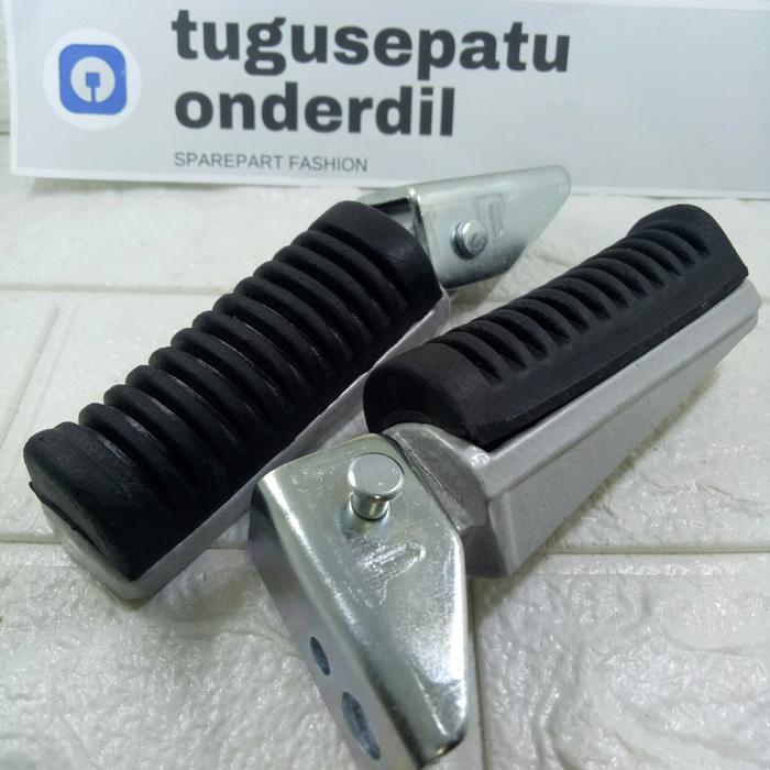SPAREPART KARET FOOT STEP BELAKANG MOTOR SUZUKI THUNDER 125