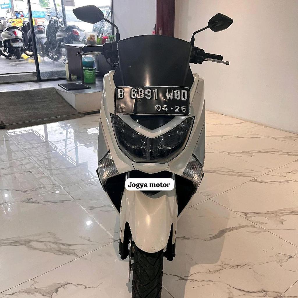 Yamaha Nmax Tahun 2016 Motor Bekas berkualitas Jogyamotor white