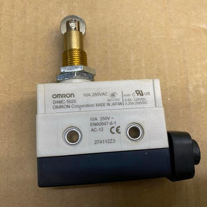 limit switch omron d4mc 5020