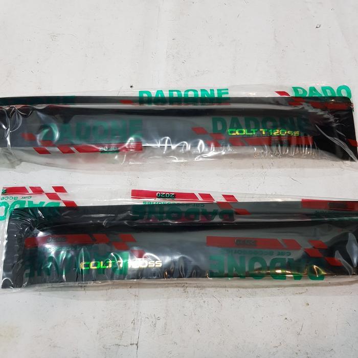 Talang Air / Door Visor Depan Colt Tss / T120Ss / T120 Ss Merk Dadone