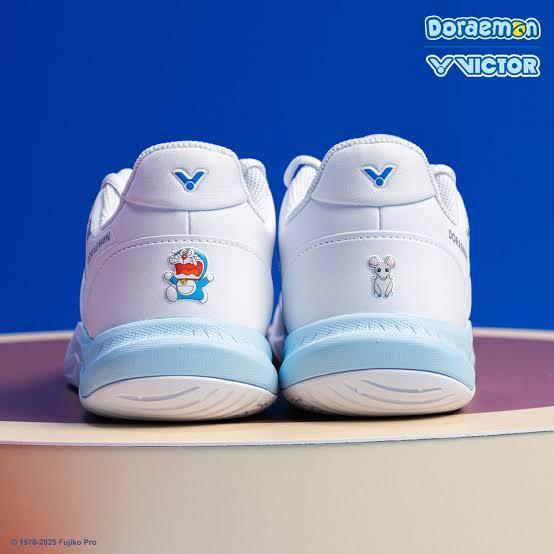 READY LIMITED EDITION Sepatu Badminton VICTOR DORAEMON / Sepatu DORAEMON VICTOR Dewasa & Anak