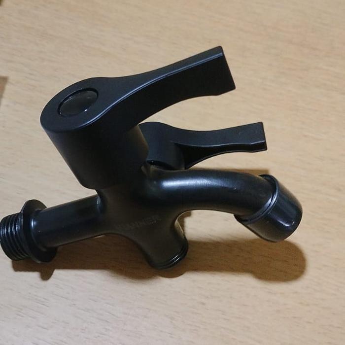 Kran Cabang Hitam Fiorentino In