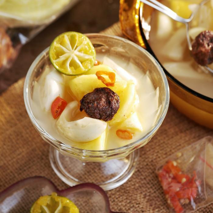 Asinan Buah Salak Mak Gue Terlaris