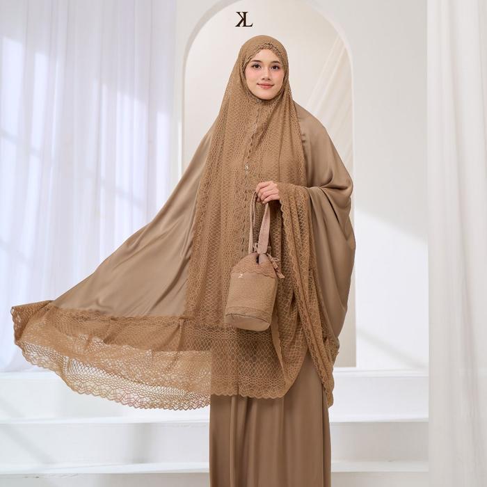 Kallia Label Luma Prayer Robe by Kallia Mukena Mahar Packaging with Box
