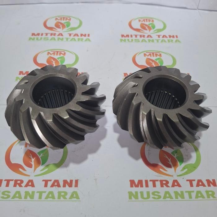 Gear Bevel 15T Jonder L4018 (51500) Traktor Jonder Tr4 Spare Part Kubota Sparepart Pemanen Padi
