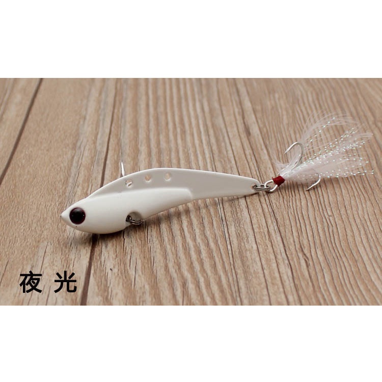 1pcs VIB Umpan Pancing 13g 18g 25g 30g Swimbait Bass Wobbler Metal Tenggelam Umpan Dengan Kait Kekuatan Bulu Fishing Tackle