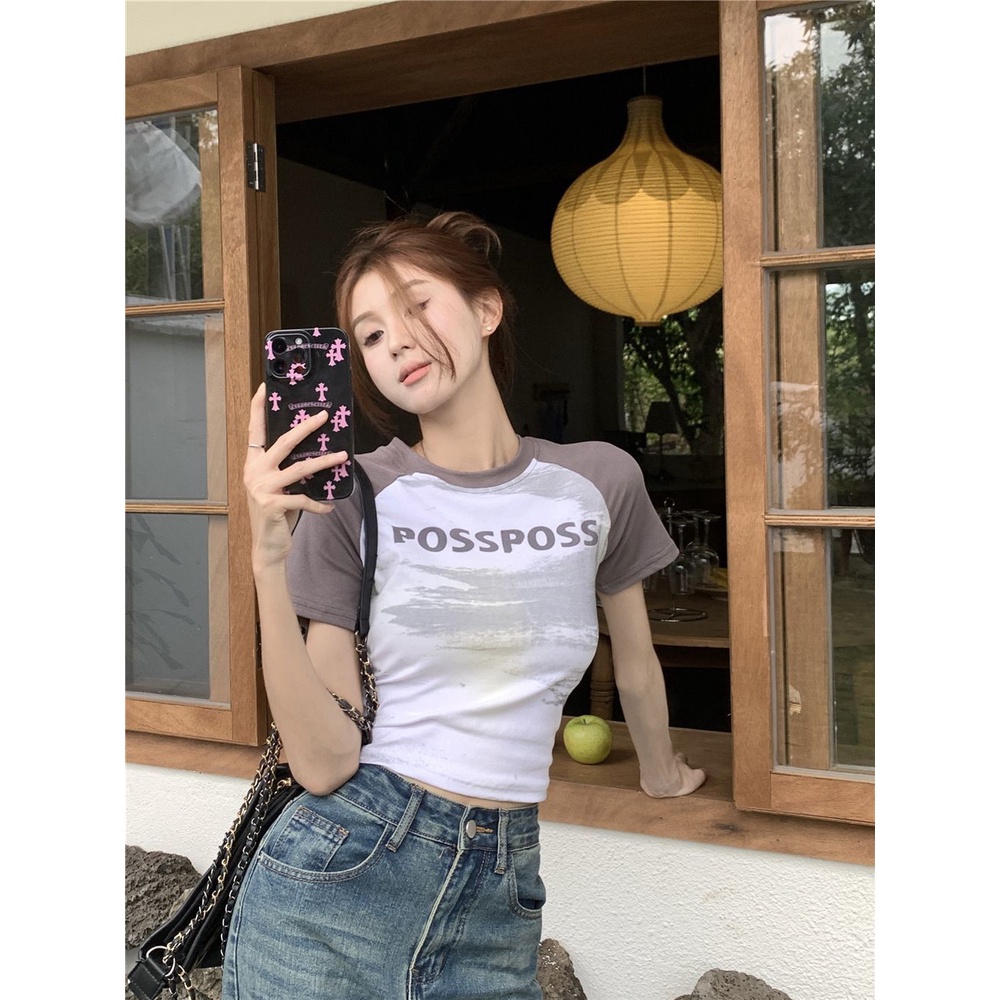 Red Huruf cetak lengan raglan T-shirt wanita musim panas baru retro ketat panas gadis pendek lengan pendek slim fit top