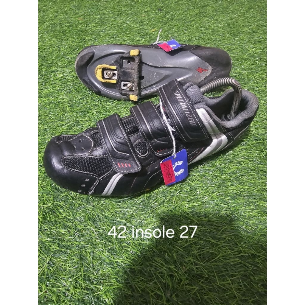 sepatu sepeda multi cleat s42 specialized