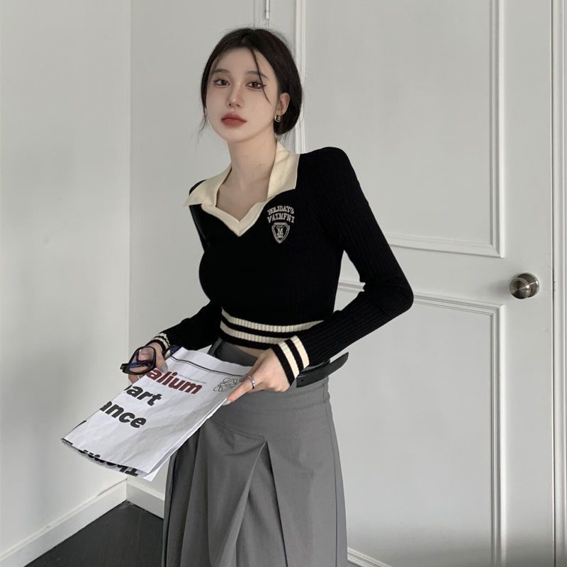 Red Bawah kemeja wanita musim semi dan musim gugur 2023 baru lengan panjang rajutan sweater hot girl V-neck gaya asing slim fit pendek top pasang