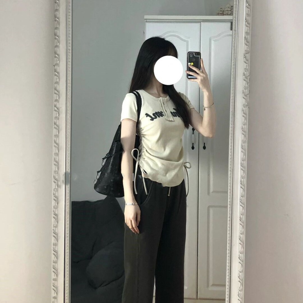 Red chic pure desire hot girl chic top 2023 summer design sense irregular drawstring short sleeve front shoulder T-shirt tren wanita
