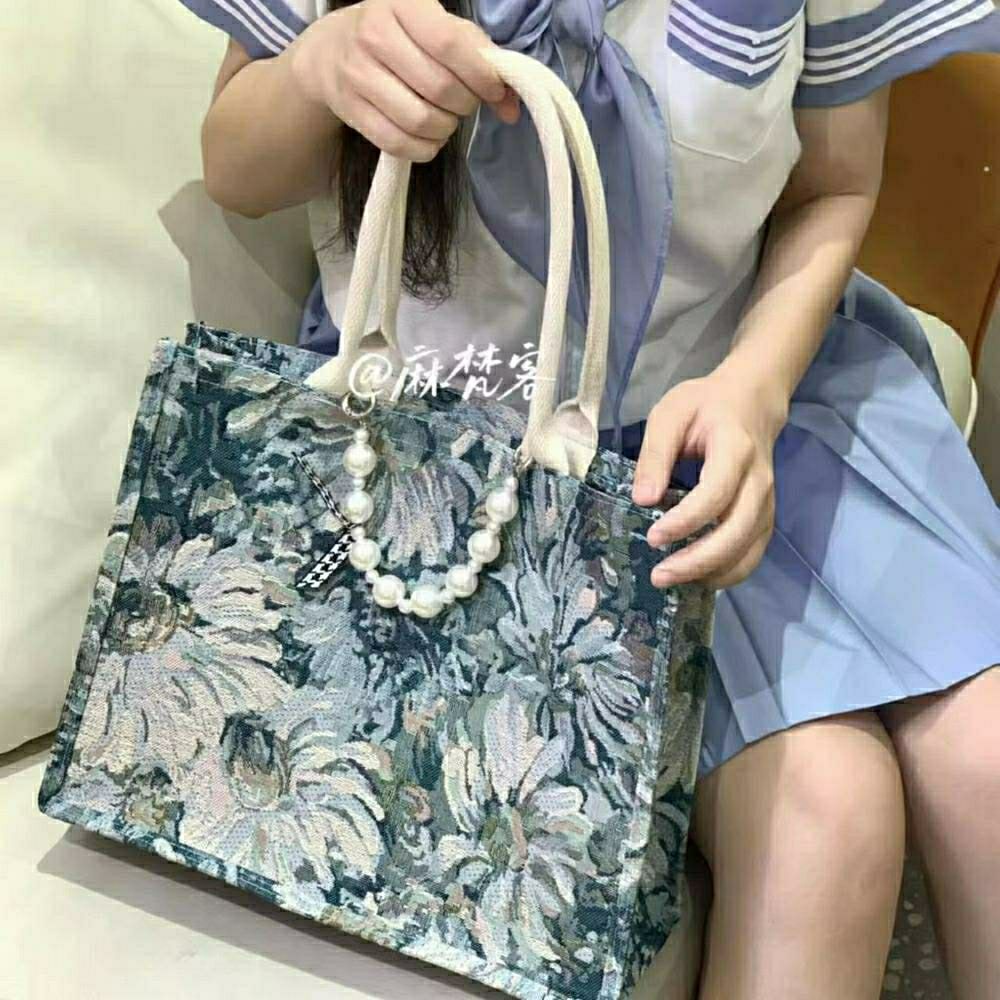 Sera Mavanke Monet Garden Linen Bag Oil Painting Retro Tote Bag Kapasitas Besar Belanja Kencan Bekerja Komuter Tahan Air