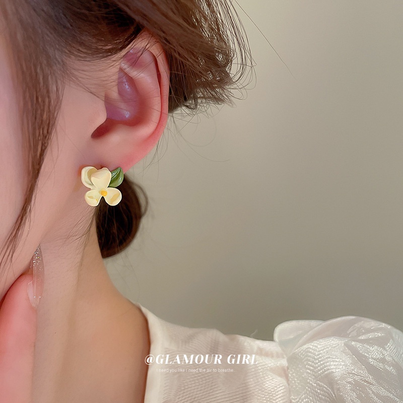 S925 Perak Jarum Krem Bunga Anting Korea Musim Semi Baru Bunga Daun Anting Manis Retro Anting Wanita