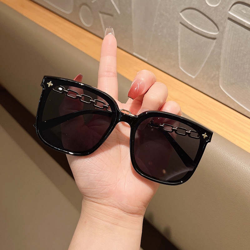 Kacamata Hitam Fashion Square Aesthetic Shades Untuk Wanita/Pria Metal Frame Sunglasses Eyewear