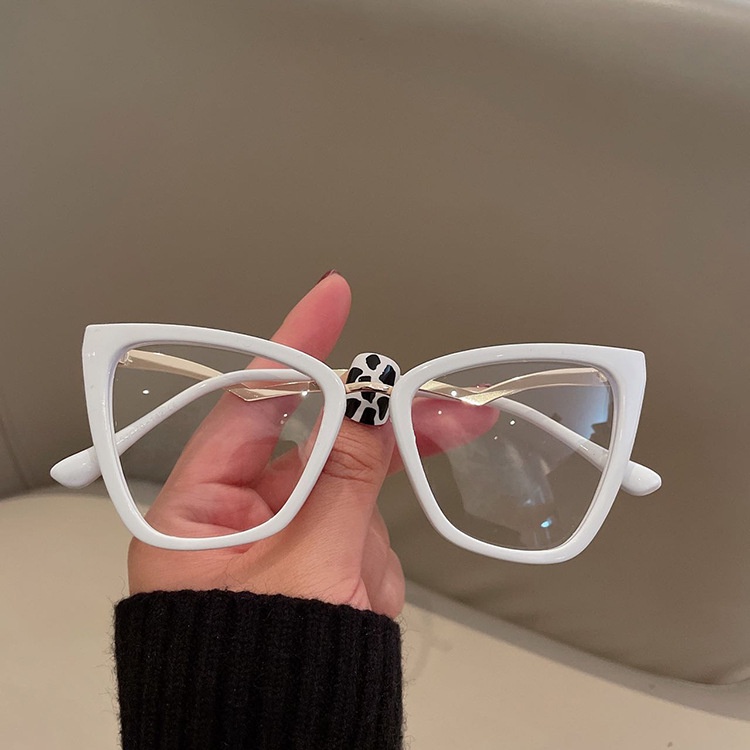 Cat Eye Flat Anti-blue Light Glasses Bingkai Besar Cermin Cahaya Fashion Glasses Frame