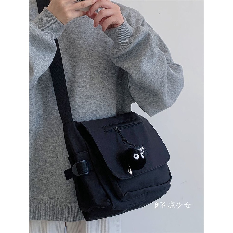 ♠☋Sera  Mahasiswa Messenger Tas Kelas Ransel Kasual Tas Bahu Jepang Tas Wanita Harajuku Sederhana Messenger Tas Pria