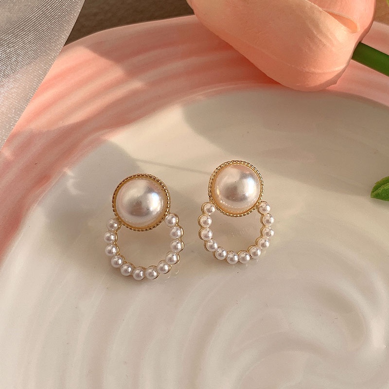 Anting Bunga Mutiara Gaya Korea Elegan